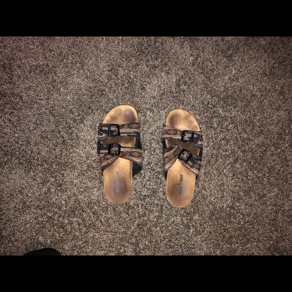 2 strapped tribal printed sandals